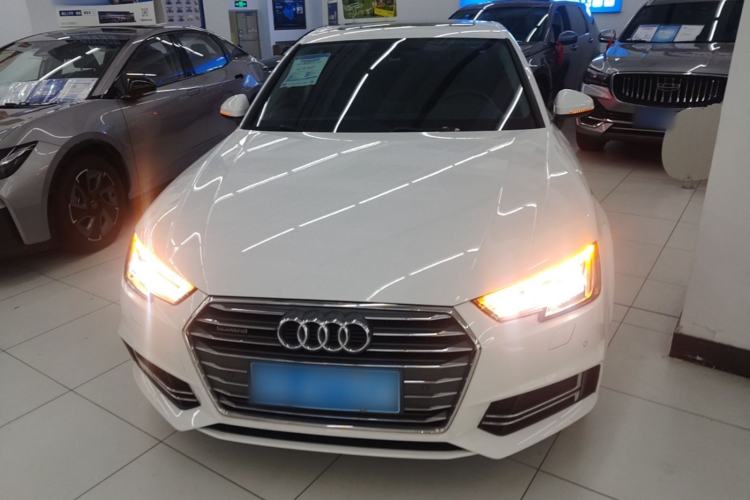 Used Audi A4L 2018 30th Anniversary Edition 40 TFSI Fashion Model Front