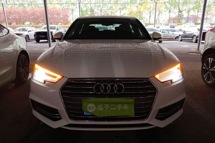 Used Audi A4L 2018 30th Anniversary Edition 40 TFSI Fashion Model Front