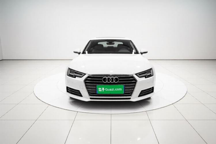 Used Audi A4L 2018 30th Anniversary Edition 40 TFSI Trendy Model Front