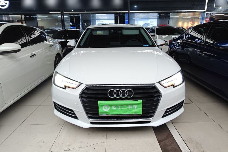 Used Audi A4L 2018 30th Anniversary Edition 30 TFSI Ambition Model Front