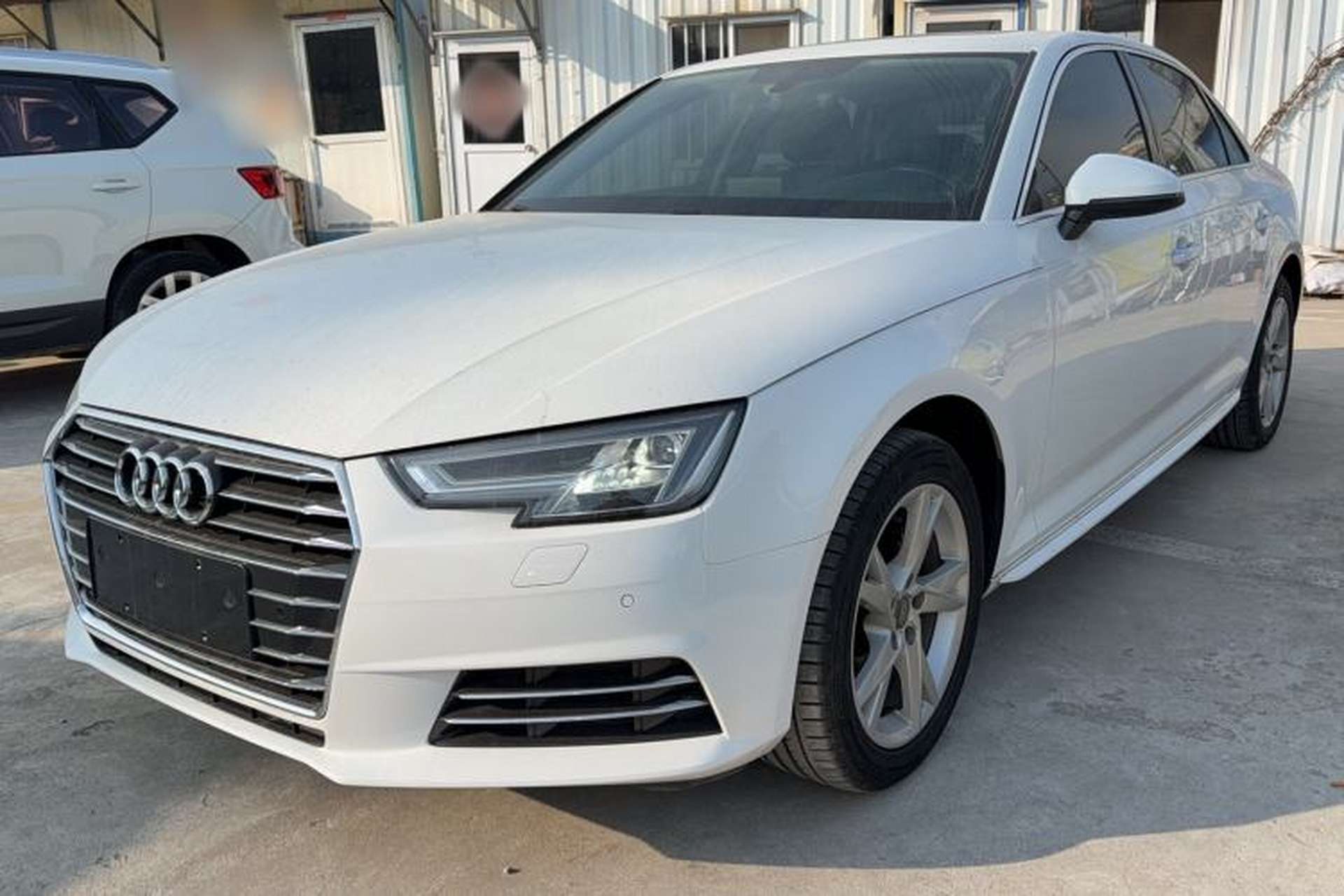 Used Audi A4L 2018 30th Anniversary Edition 40 TFSI Trendy Model Front Left 45 Deg