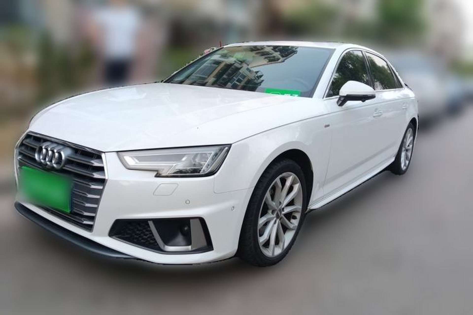 Used Audi A4L 2018 30th Anniversary Edition 40 TFSI Fashion Model Front Left 45 Deg