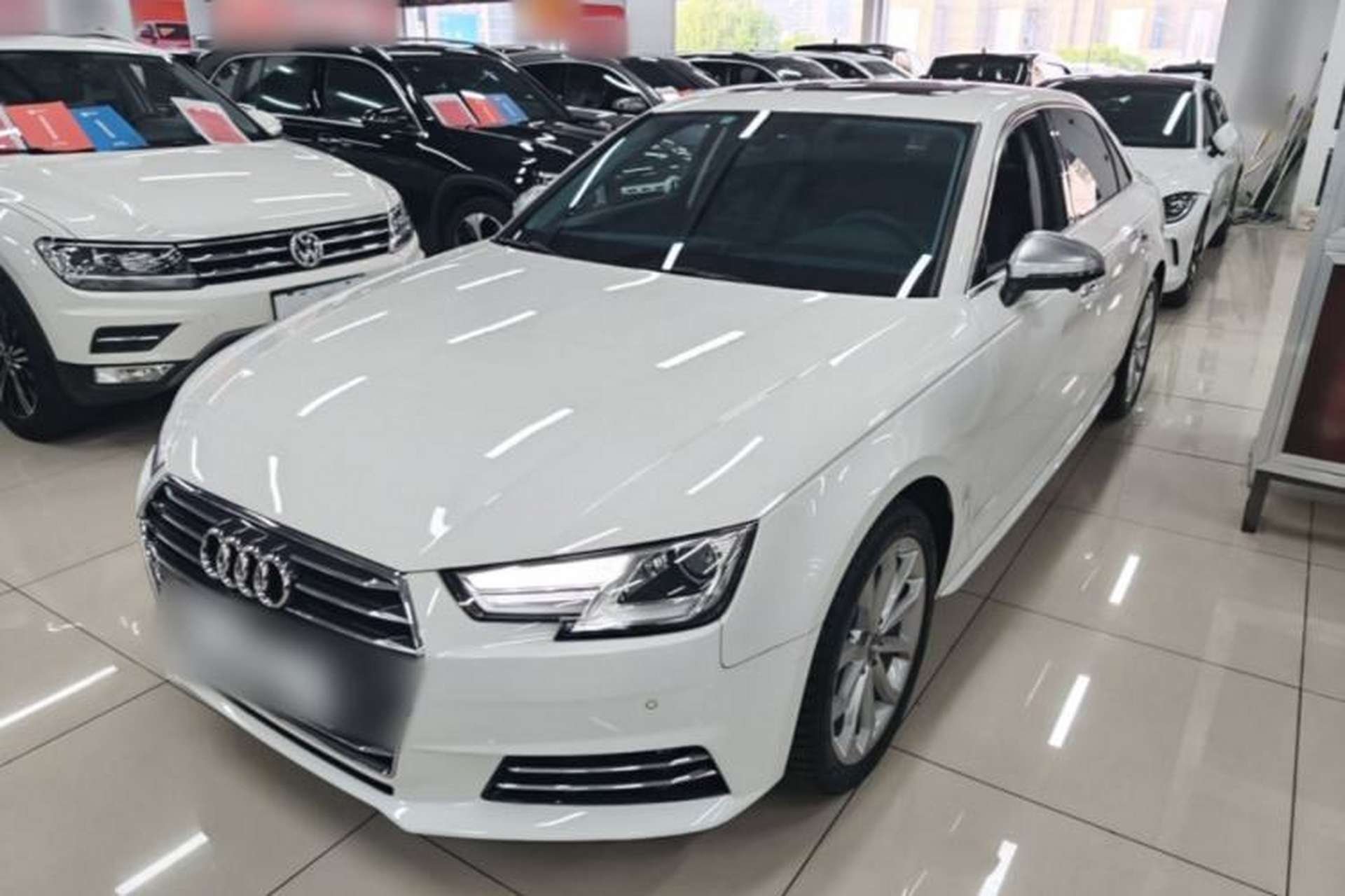 Used Audi A4L 2018 30th Anniversary Edition 40 TFSI Trendy Model Front Left 45 Deg