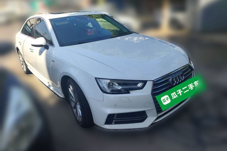 Used Audi A4L 2018 30th Anniversary Edition 40 TFSI Fashion Model Front Right 45 Deg