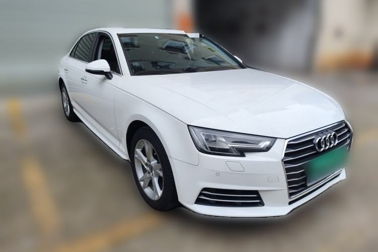 Used Audi A4L 2018 30th Anniversary Edition 40 TFSI Trendy Model Front Right 45 Deg