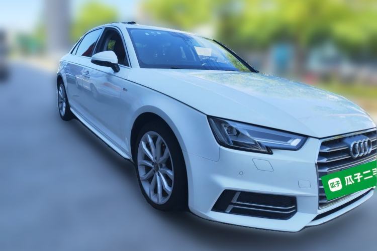 Used Audi A4L 2018 30th Anniversary Edition 40 TFSI Fashion Model Front Right 45 Deg