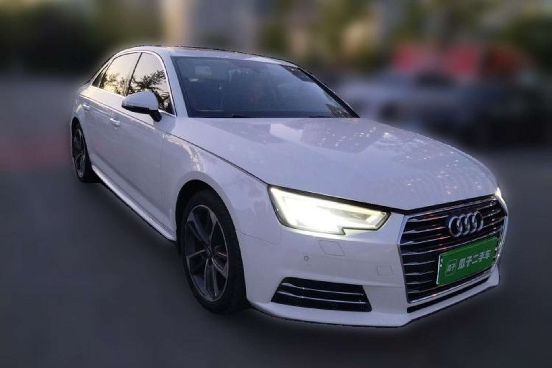 Used Audi A4L 2018 30th Anniversary Edition 40 TFSI Trendy Model Front Right 45 Deg