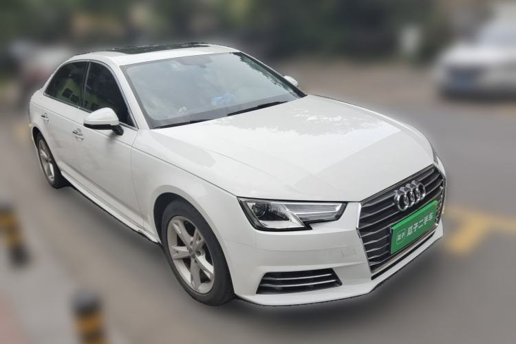 Used Audi A4L 2018 30th Anniversary Edition 30 TFSI Ambition Model Front Right 45 Deg