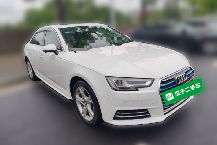 Used Audi A4L 2018 30th Anniversary Edition 40 TFSI Trendy Model Front Right 45 Deg