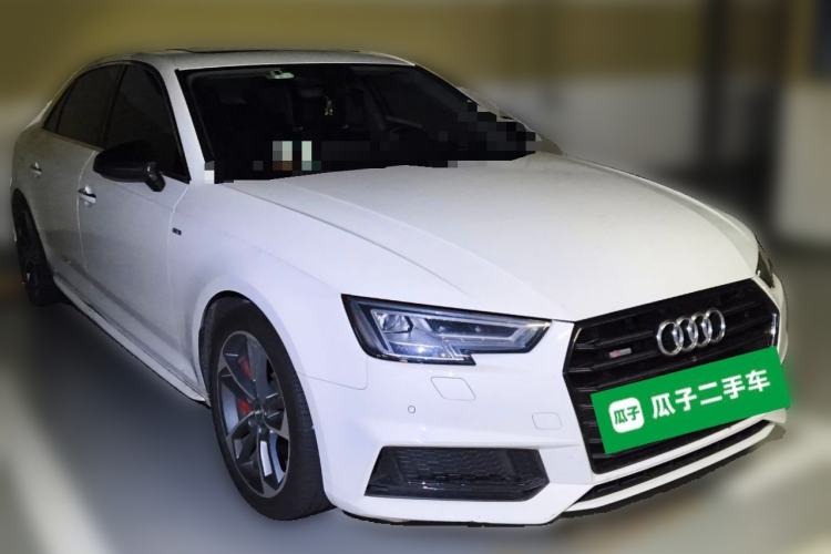 Used Audi A4L 2018 30th Anniversary Edition 40 TFSI Sport Edition Front Right 45 Deg
