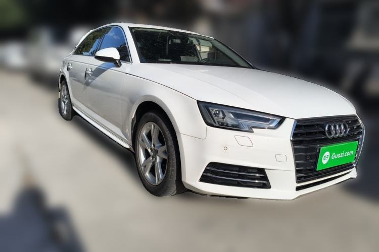 Used Audi A4L 2018 30th Anniversary Edition 40 TFSI Trendy Model Front Right 45 Deg