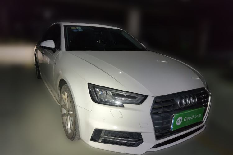 Used Audi A4L 2018 30th Anniversary Edition 40 TFSI Fashion Model Front Right 45 Deg