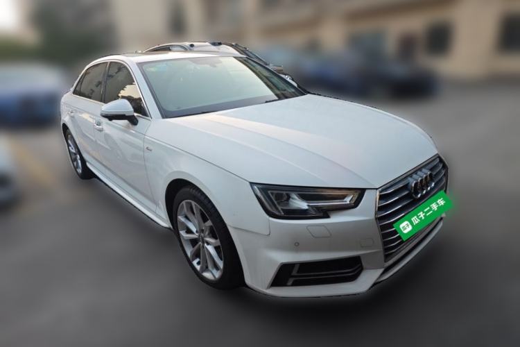 Used Audi A4L 2018 30th Anniversary Edition 40 TFSI Fashion Model Front Right 45 Deg