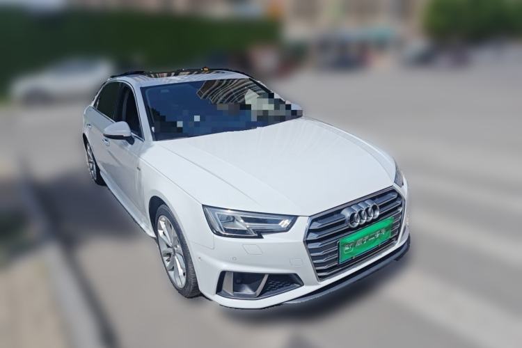 Used Audi A4L 2018 30th Anniversary Edition 40 TFSI Fashion Model Front Right 45 Deg