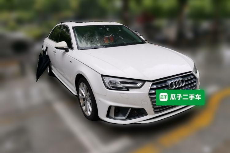 Used Audi A4L 2018 30th Anniversary Edition 40 TFSI Fashion Model Front Right 45 Deg