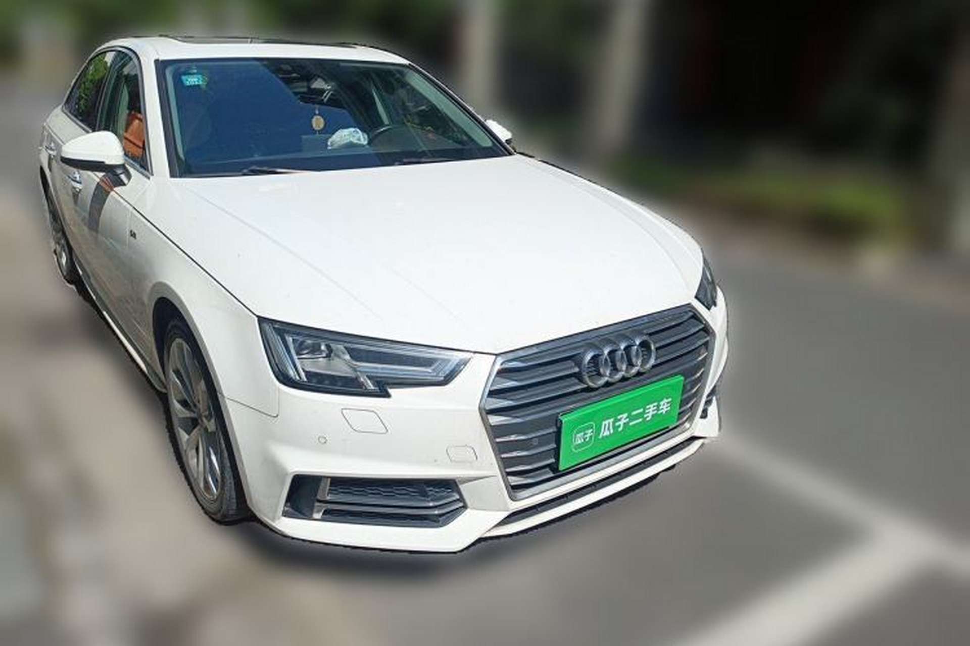 Used Audi A4L 2018 30th Anniversary Edition 40 TFSI Fashion Model Front Right 45 Deg