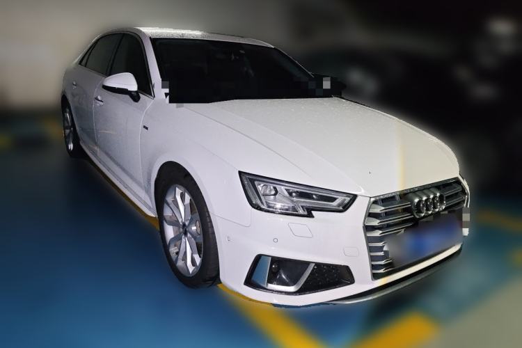 Used Audi A4L 2018 30th Anniversary Edition 40 TFSI Fashion Model Front Right 45 Deg