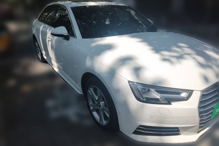 Used Audi A4L 2018 30th Anniversary Edition 40 TFSI Trendy Model Front Right 45 Deg