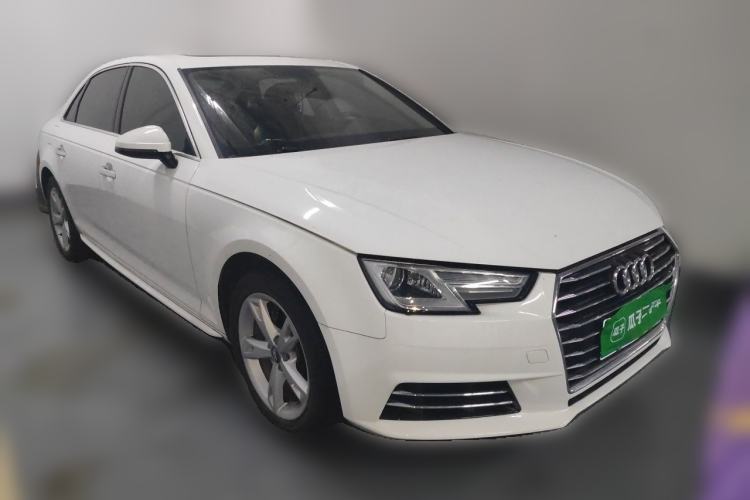 Used Audi A4L 2018 30th Anniversary Edition 30 TFSI Ambition Model Front Right 45 Deg