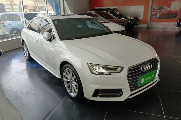 Used Audi A4L 2018 30th Anniversary Edition 40 TFSI Fashion Model Front Right 45 Deg