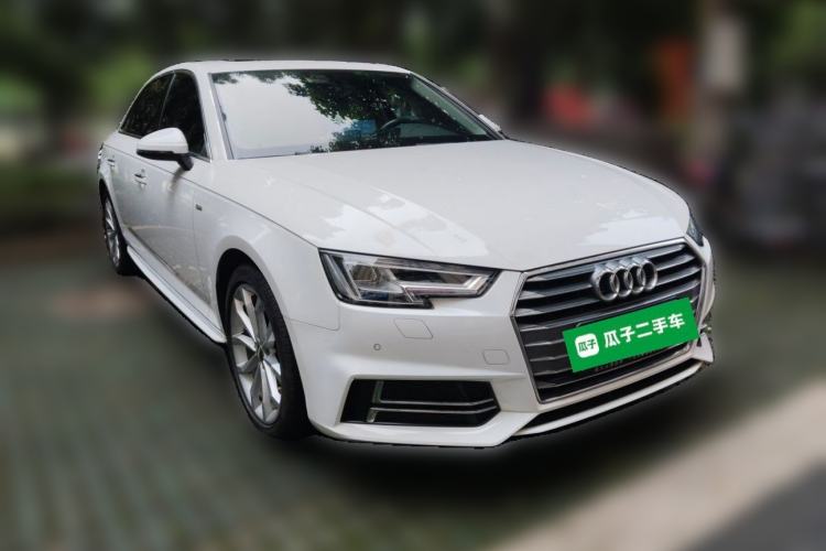 Used Audi A4L 2018 30th Anniversary Edition 40 TFSI Fashion Model Front Right 45 Deg