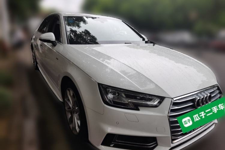 Used Audi A4L 2018 30th Anniversary Edition 40 TFSI Fashion Model Front Right 45 Deg
