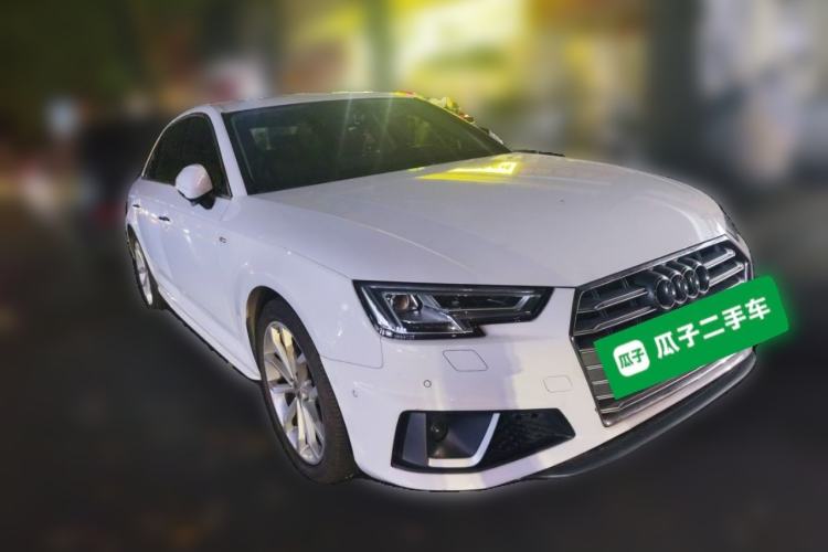 Used Audi A4L 2018 30th Anniversary Edition 40 TFSI Fashion Model Front Right 45 Deg