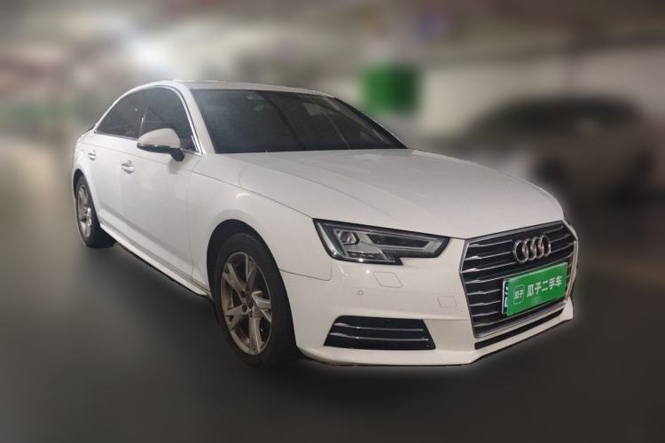 Used Audi A4L 2018 30th Anniversary Edition 40 TFSI Trendy Model Front Right 45 Deg