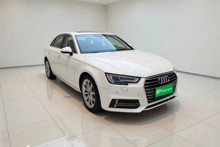 Used Audi A4L 2018 30th Anniversary Edition 40 TFSI Trendy Model Front Right 45 Deg