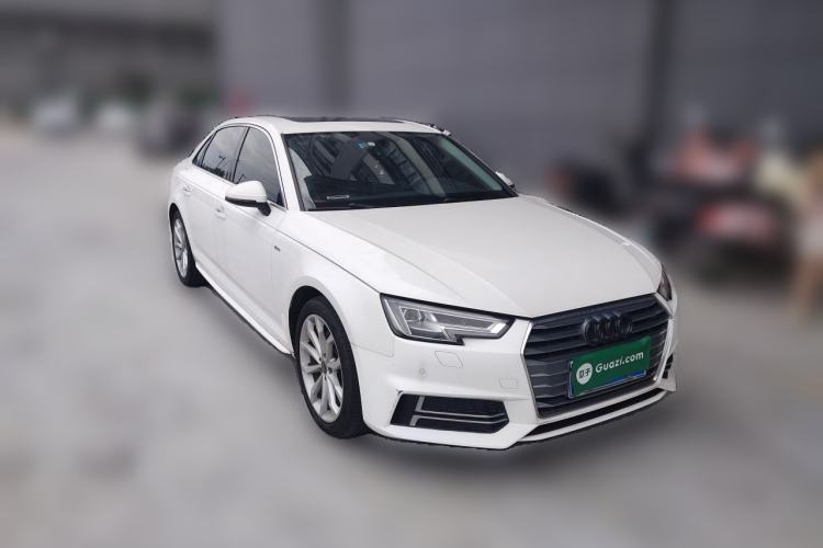 Used Audi A4L 2018 30th Anniversary Edition 40 TFSI Fashion Model Front Right 45 Deg