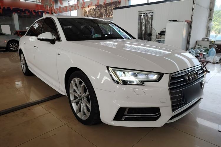 Used Audi A4L 2018 30th Anniversary Edition 40 TFSI Fashion Model Front Right 45 Deg