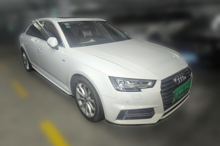 Used Audi A4L 2018 30th Anniversary Edition 40 TFSI Fashion Model Front Right 45 Deg