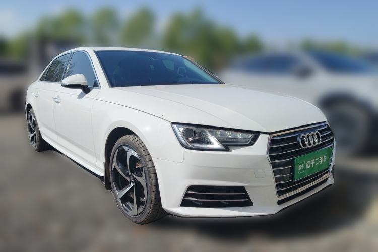 Used Audi A4L 2018 30th Anniversary Edition 30 TFSI Ambition Model Front Right 45 Deg