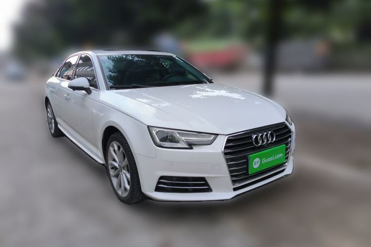 Used Audi A4L 2018 30th Anniversary Edition 40 TFSI Trendy Model Front Right 45 Deg
