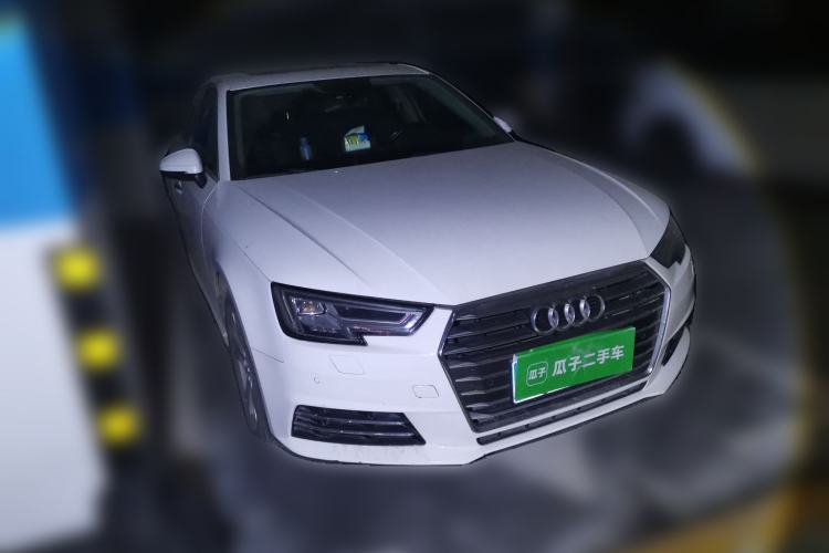 Used Audi A4L 2018 30th Anniversary Edition 40 TFSI Trendy Model Front Right 45 Deg