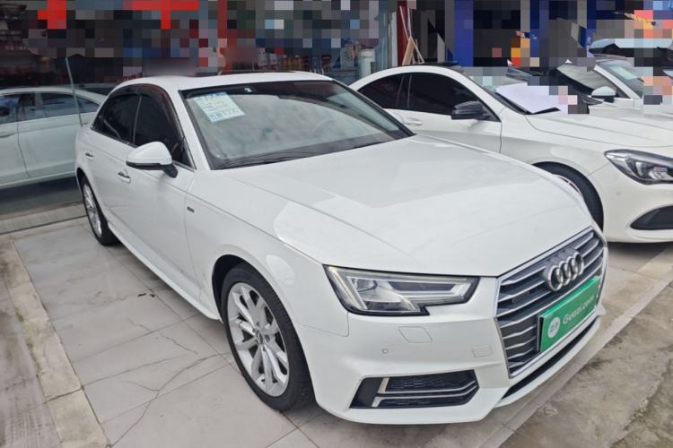 Used Audi A4L 2018 30th Anniversary Edition 40 TFSI Fashion Model Front Right 45 Deg