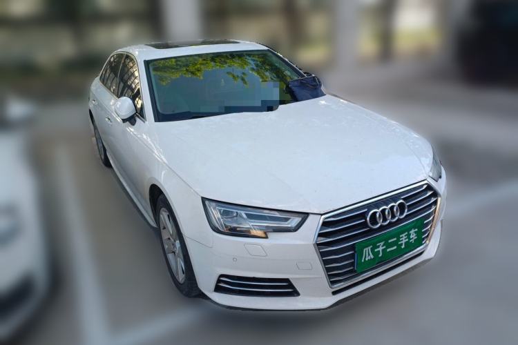Used Audi A4L 2018 30th Anniversary Edition 40 TFSI Trendy Model Front Right 45 Deg
