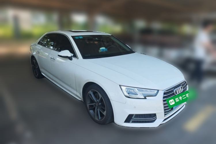 Used Audi A4L 2018 30th Anniversary Edition 40 TFSI Trendy Model Front Right 45 Deg