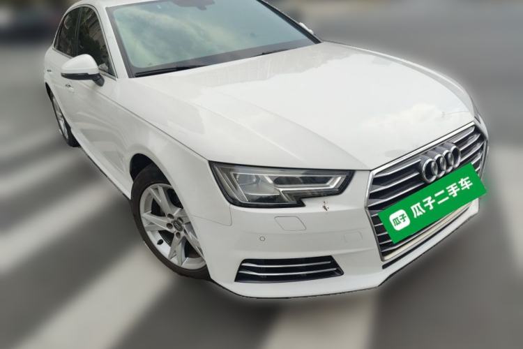 Used Audi A4L 2018 30th Anniversary Edition 40 TFSI Trendy Model Front Right 45 Deg