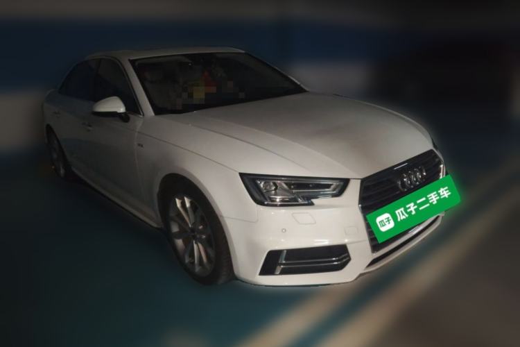 Used Audi A4L 2018 30th Anniversary Edition 40 TFSI Fashion Model Front Right 45 Deg