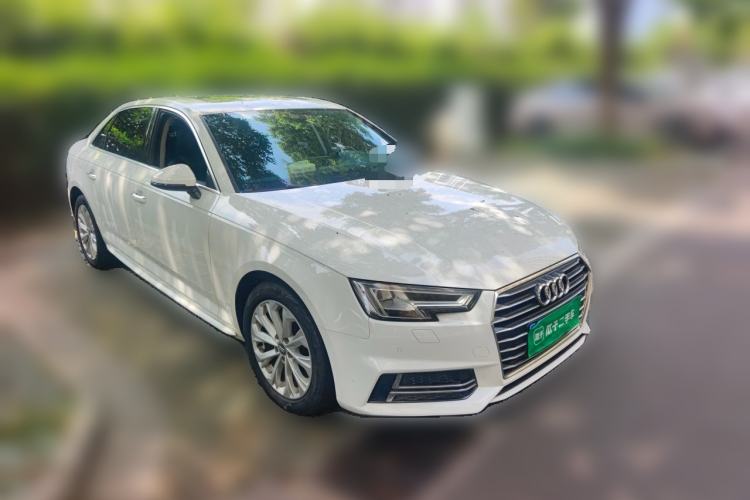 Used Audi A4L 2018 30th Anniversary Edition 40 TFSI Trendy Model Front Right 45 Deg