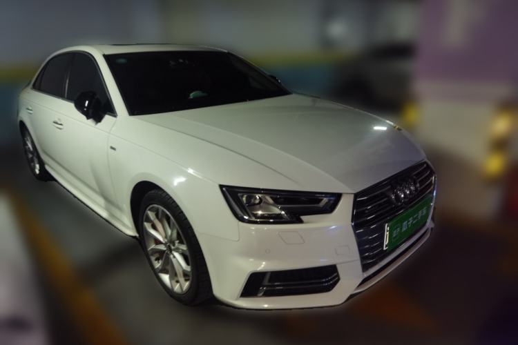 Used Audi A4L 2018 30th Anniversary Edition 45 TFSI quattro Individual Sport Edition Front Right 45 Deg