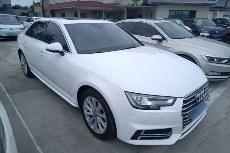 Used Audi A4L 2018 30th Anniversary Edition 40 TFSI Trendy Model Front Right 45 Deg
