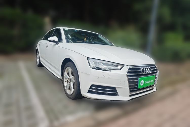 Used Audi A4L 2018 30th Anniversary Edition 40 TFSI Trendy Model Front Right 45 Deg