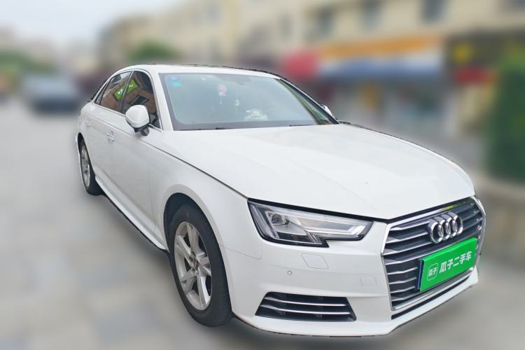 Used Audi A4L 2018 30th Anniversary Edition 40 TFSI Trendy Model Front Right 45 Deg