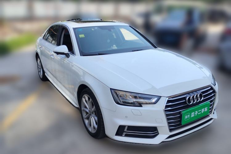 Used Audi A4L 2018 30th Anniversary Edition 40 TFSI Trendy Model Front Right 45 Deg
