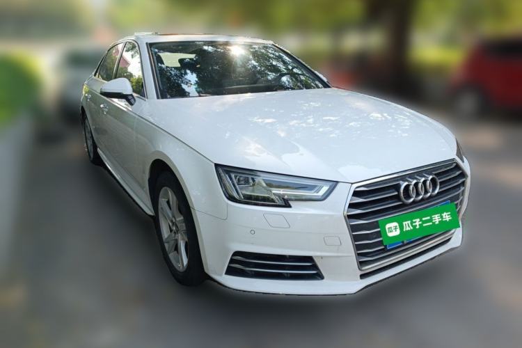Used Audi A4L 2018 30th Anniversary Edition 40 TFSI Trendy Model Front Right 45 Deg