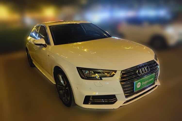 Used Audi A4L 2018 30th Anniversary Edition 40 TFSI Sport Edition Front Right 45 Deg