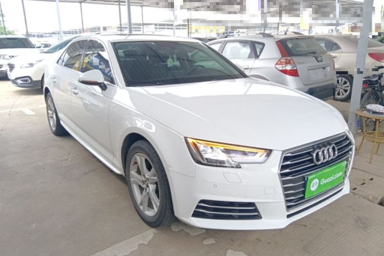 Used Audi A4L 2018 30th Anniversary Edition 40 TFSI Trendy Model Front Right 45 Deg