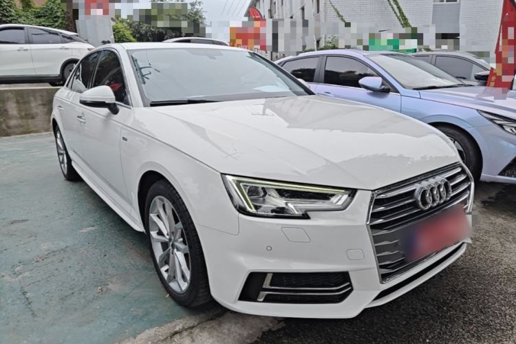 Used Audi A4L 2018 30th Anniversary Edition 40 TFSI Fashion Model Front Right 45 Deg